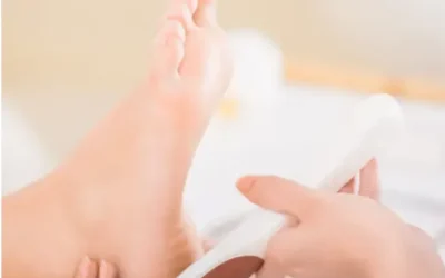 Belleza y cuidado consciente: El arte de la pedicura y las uñas esculpidas